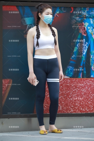 性感瑜伽裤小妹