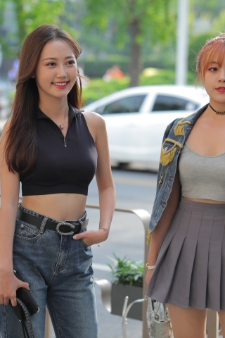 气质迷人的小姐妹 让人心动