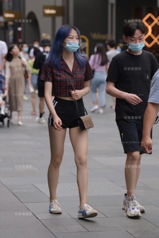 露腰热裤YY女友