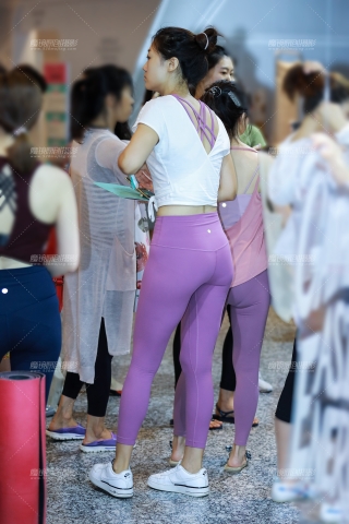 【小默赛帖】★高挑瑜伽美女★